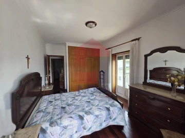 Apartamento T3 para Venda em Vila Verde e Barbudo