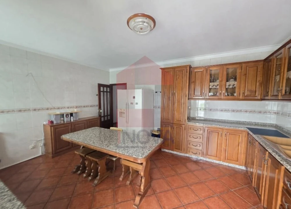 Apartamento T3 para Venda em Vila Verde e Barbudo Foto 6