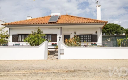 Moradia T3 para Venda em Coruche, Fajarda e Erra