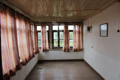 Moradia T4 para Venda em Pussos São Pedro