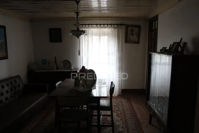 Moradia T4 para Venda em Pussos São Pedro