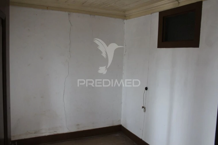 Moradia T4 para Venda em Pussos São Pedro Foto 18