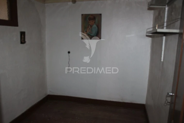 Moradia T4 para Venda em Pussos São Pedro Foto 16