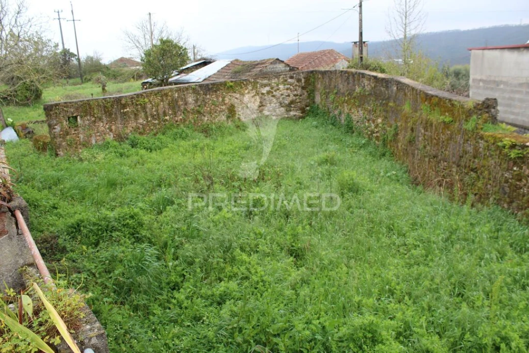 Moradia T4 para Venda em Pussos São Pedro Foto 7