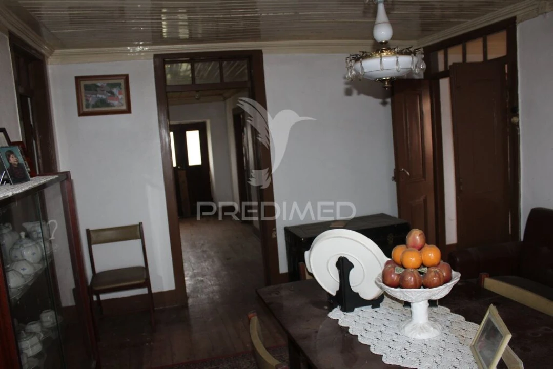 Moradia T4 para Venda em Pussos São Pedro Foto 19