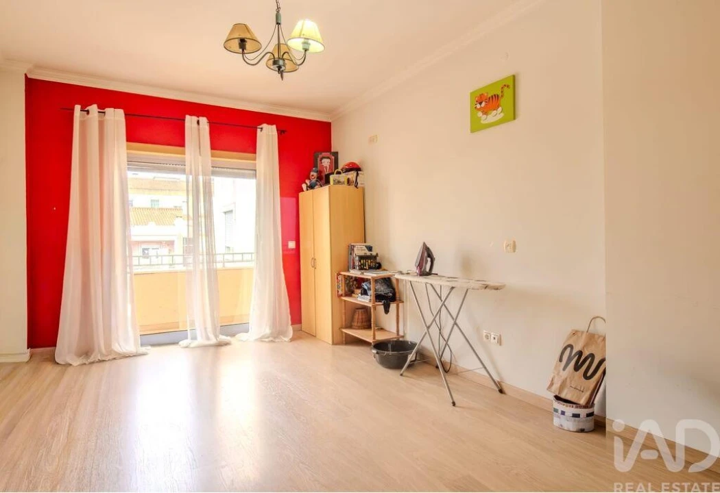 Apartamento T3 para Venda em Cadaval e Pêro Moniz Foto 15