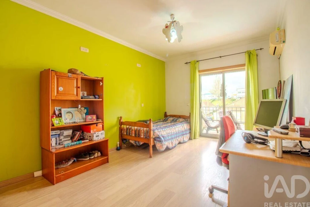 Apartamento T3 para Venda em Cadaval e Pêro Moniz Foto 18