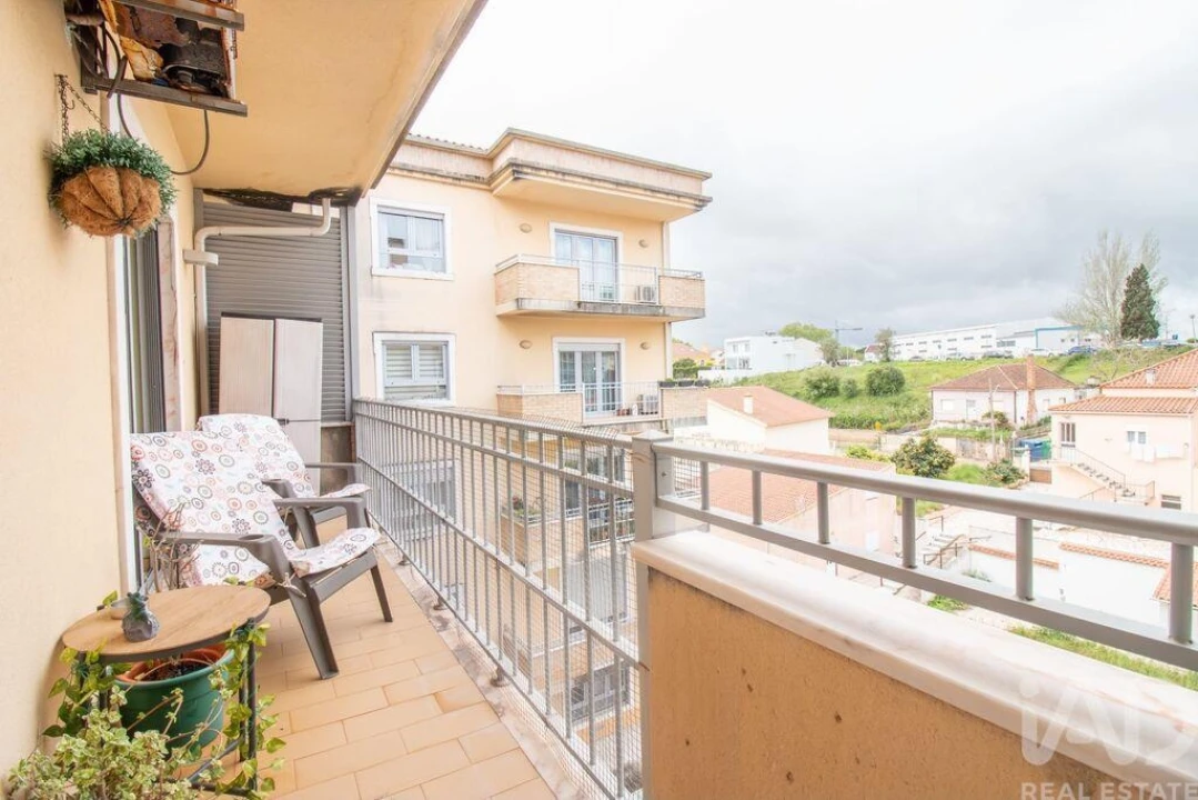 Apartamento T3 para Venda em Cadaval e Pêro Moniz Foto 17