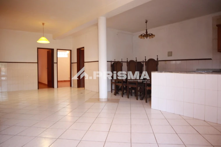 Moradia T2 para Venda em Castelo Branco Foto 4