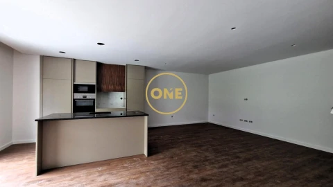 Apartamento T3 para Venda em Vila Nova de Famalicão e Calendário