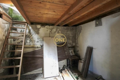 Moradia T2 para Venda em Estreito de Camara de Lobos