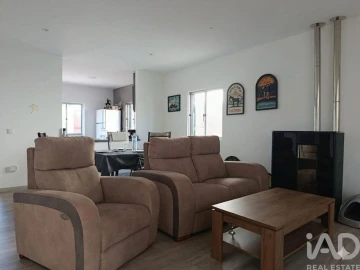 Moradia T3 para Venda em Vieira de Leiria