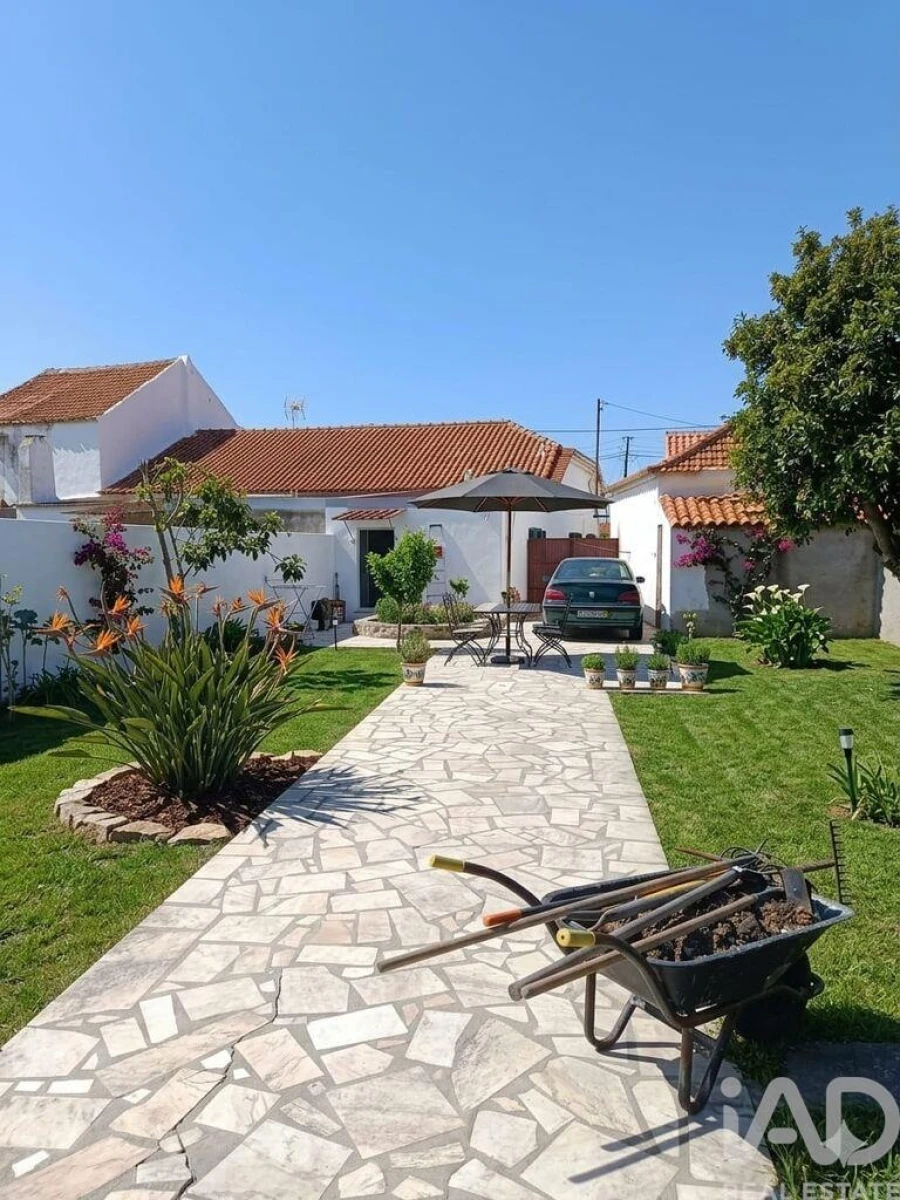 Moradia T3 para Venda em Vieira de Leiria Foto 18