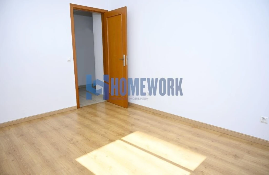 Apartamento T3 para Venda em Alhos Vedros Foto 20