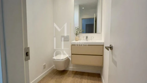 Apartamento T2 para Venda em Carcavelos e Parede