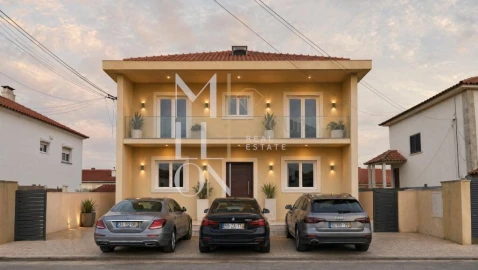 Apartamento T2 para Venda em Carcavelos e Parede