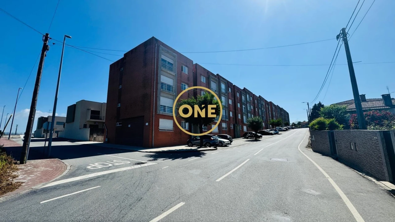 Apartamento T3 para Venda em Antas e Abade de Vermoim Foto 12