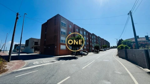 Apartamento T3 para Venda em Antas e Abade de Vermoim