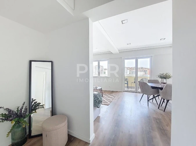 Apartamento T3 para Venda em Benfica Foto 8