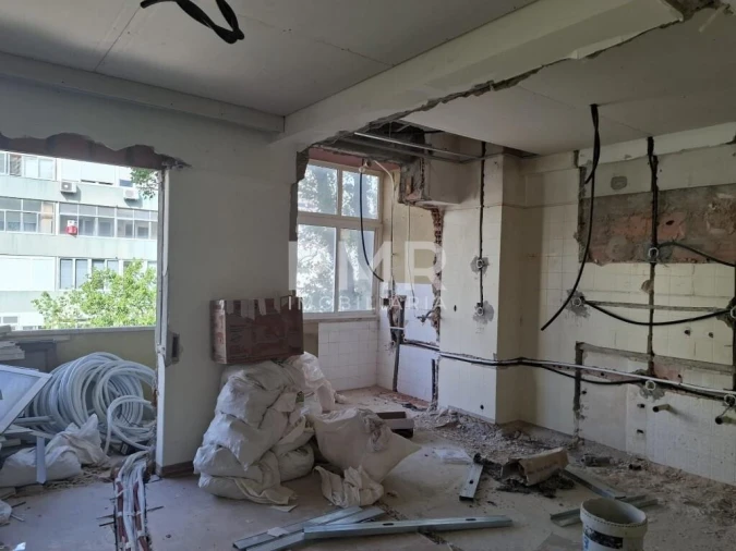 Apartamento T3 para Venda em Benfica Foto 17
