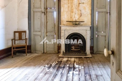 Moradia T9 para Venda em São Miguel de Acha