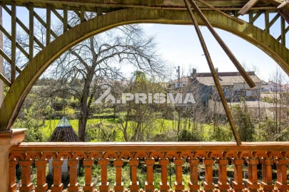 Moradia T9 para Venda em São Miguel de Acha