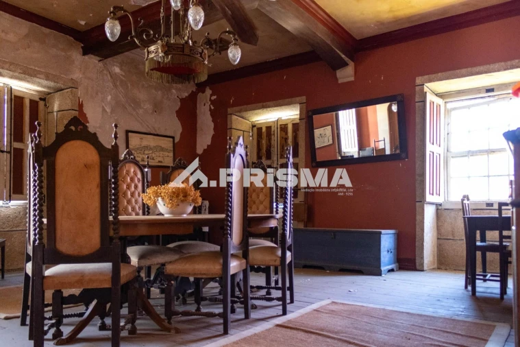 Moradia T9 para Venda em São Miguel de Acha Foto 14