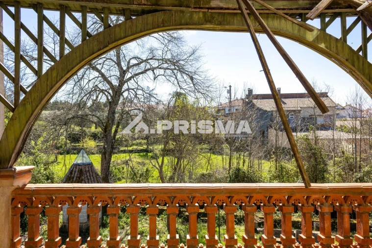 Moradia T9 para Venda em São Miguel de Acha Foto 46