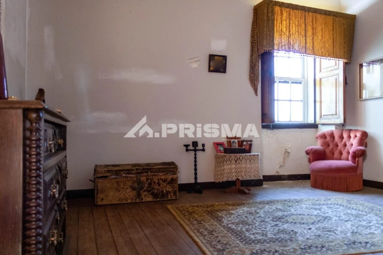 Moradia T9 para Venda em São Miguel de Acha Foto 26