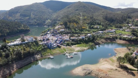 Terreno para Venda em Beco