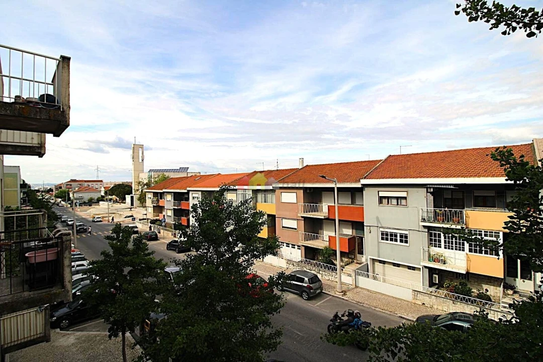 Apartamento T2 para Venda em Barreiro e Lavradio Foto 24