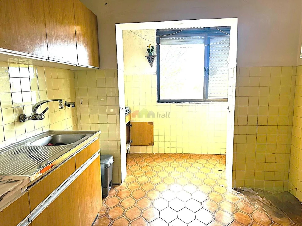 Apartamento T2 para Venda em Barreiro e Lavradio Foto 3