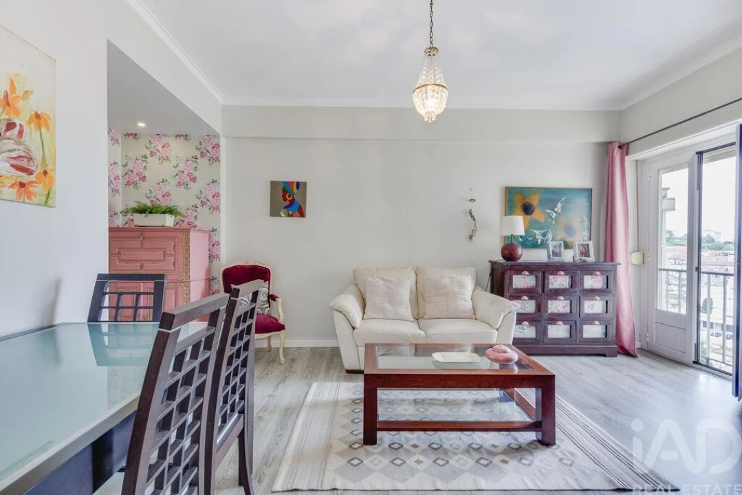 Apartamento T3 para Venda em Penha de França Foto 2