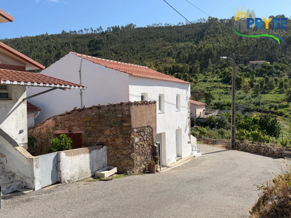 Moradia T3 para Venda em Cernache do Bonjardim, Nesperal e Palhais Foto 3