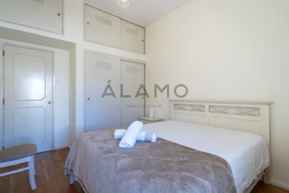 Apartamento T4 para Venda em Loule (São Clemente)