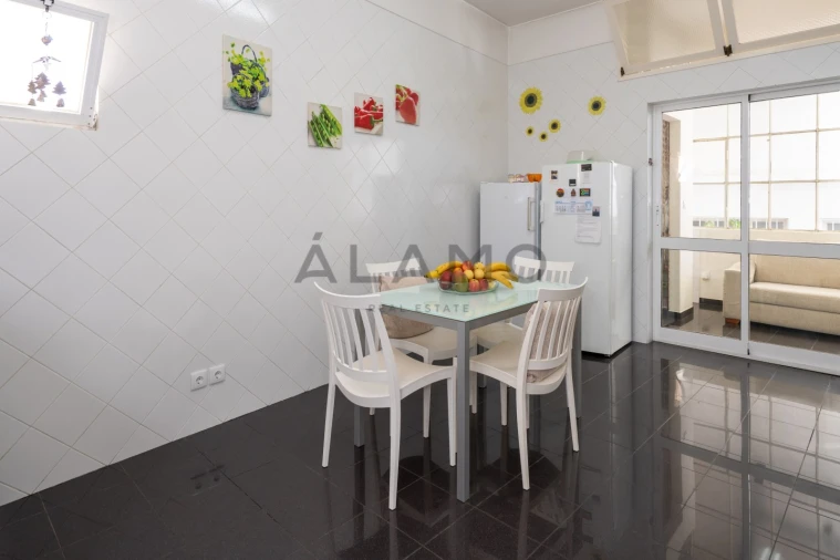 Apartamento T4 para Venda em Loule (São Clemente) Foto 9