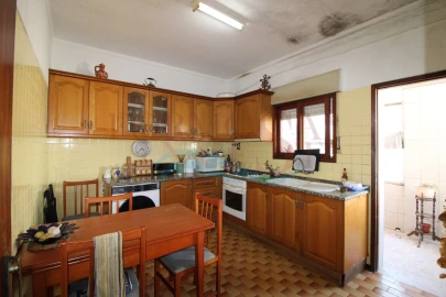 Moradia T4 para Venda em Moncarapacho e Fuseta