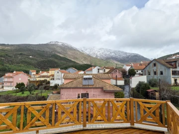 Prédio para Venda em Cortes do Meio