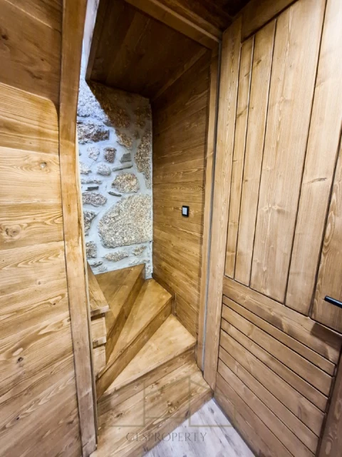 Prédio para Venda em Cortes do Meio