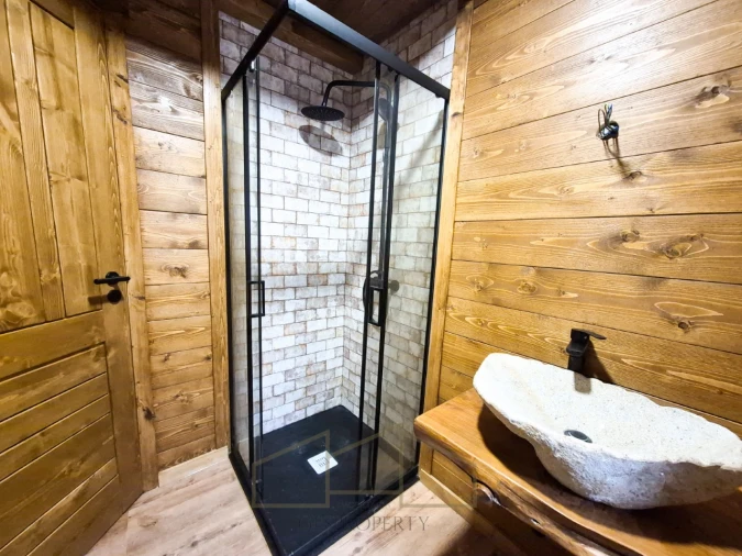 Moradia T3 para Venda em Cortes do Meio Foto 11