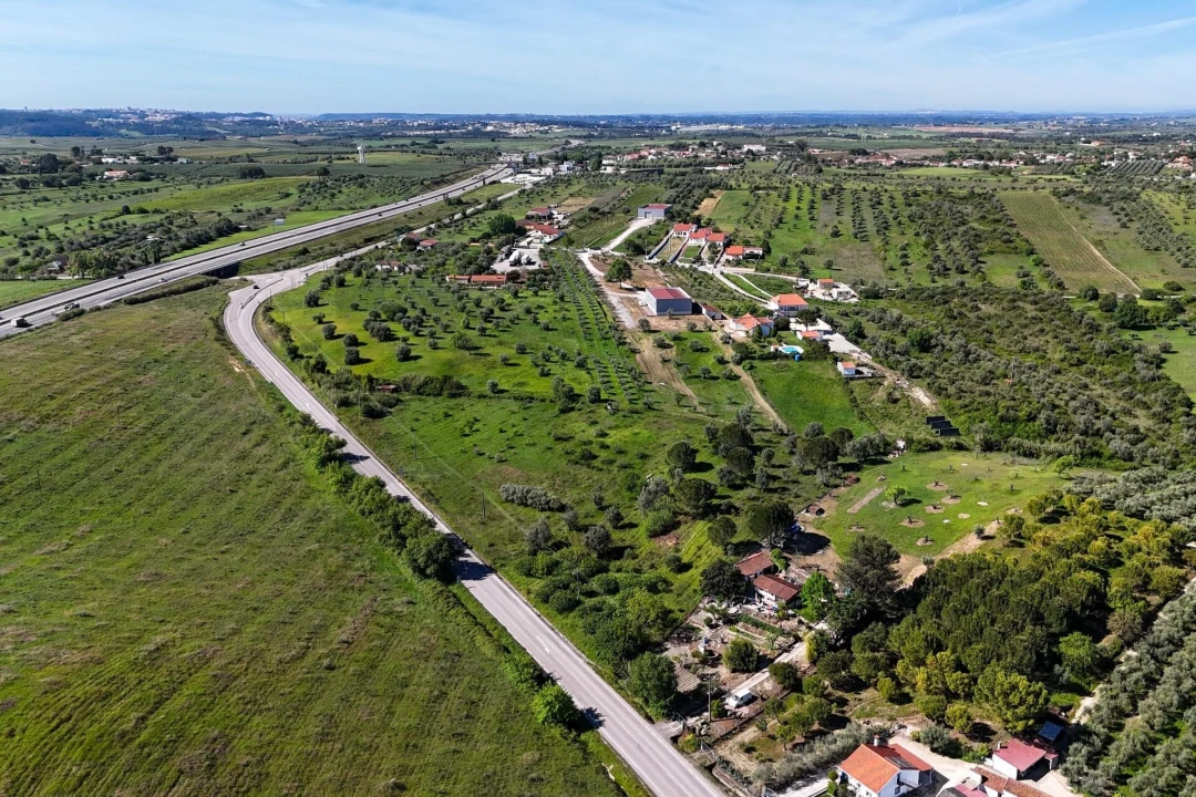 Armazém para Venda em Achete, Azoia de Baixo e Póvoa de Santarém Foto 6