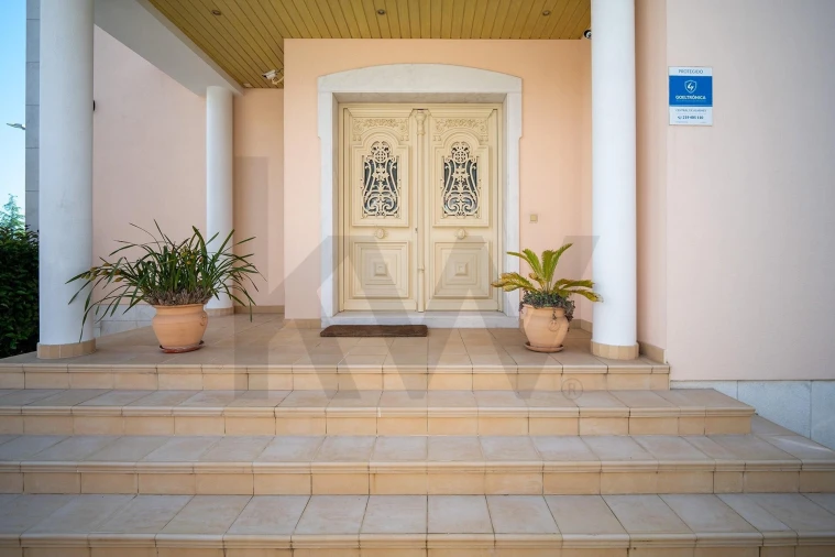 Moradia T4 para Venda em Águas Livres Foto 51