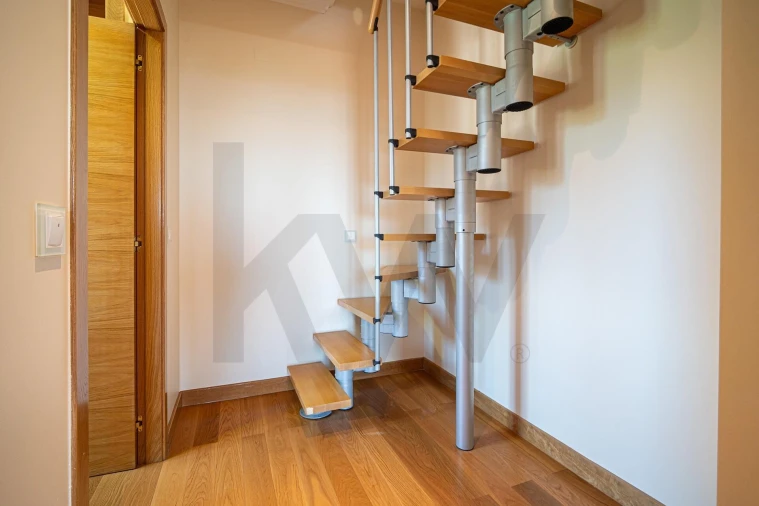 Moradia T4 para Venda em Águas Livres Foto 42