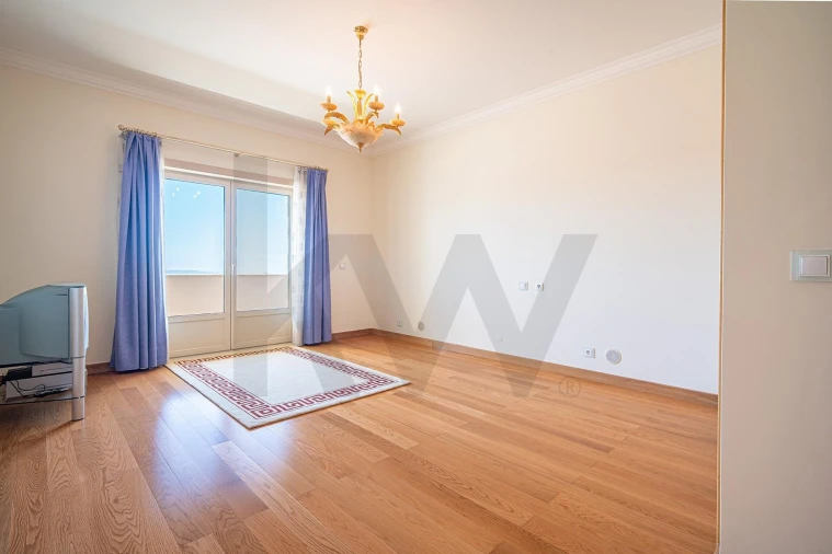 Moradia T4 para Venda em Águas Livres Foto 37