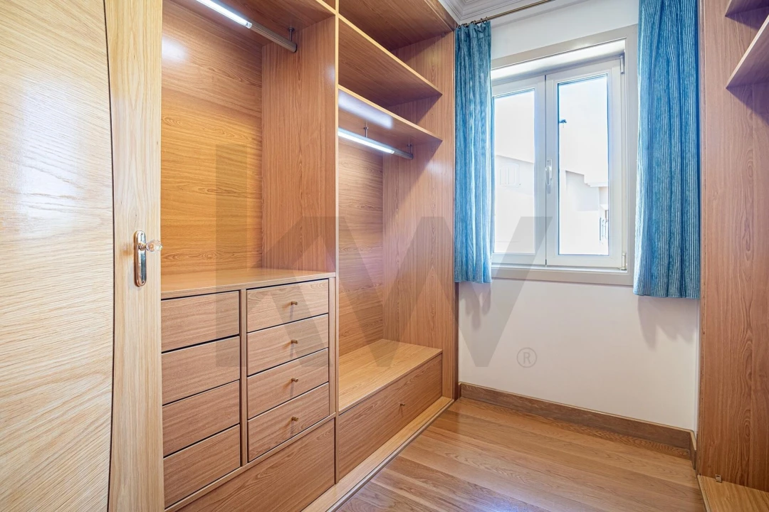 Moradia T4 para Venda em Águas Livres Foto 27