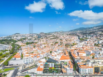 Apartamento T3 para Venda em Funchal (Se)