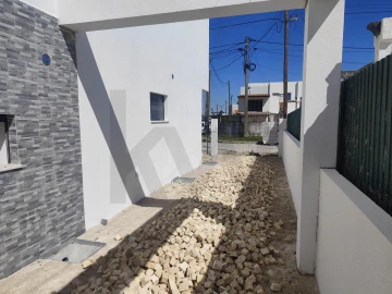 Moradia T3 para Venda em Fernao Ferro