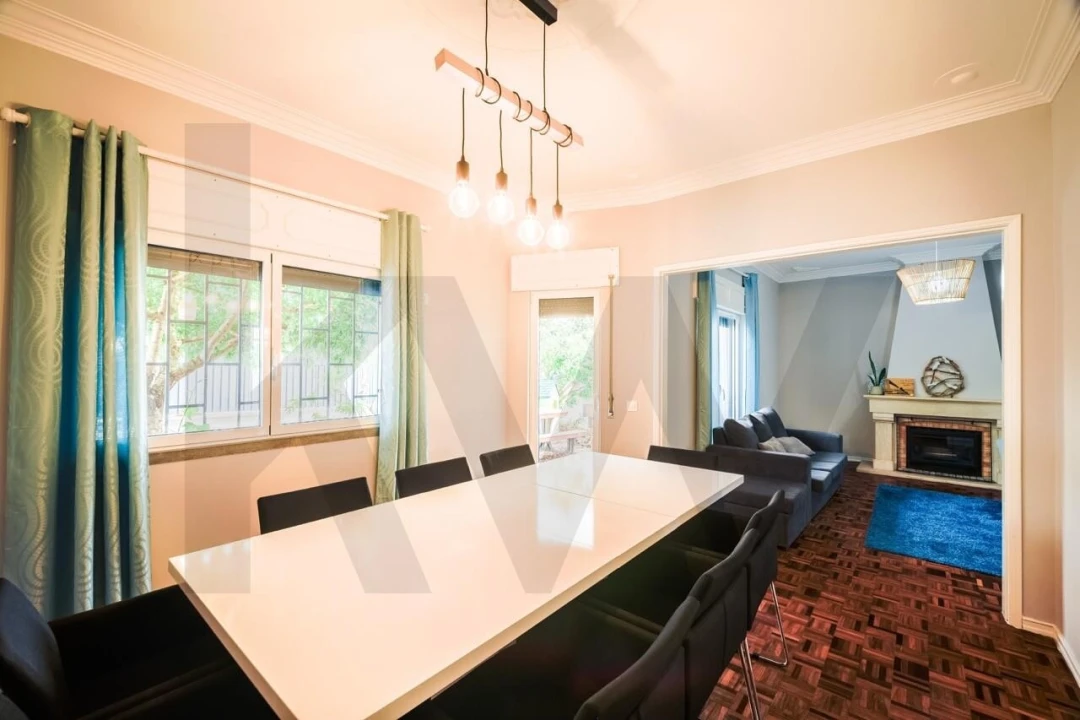 Moradia T5 para Venda em São Domingos de Rana Foto 8