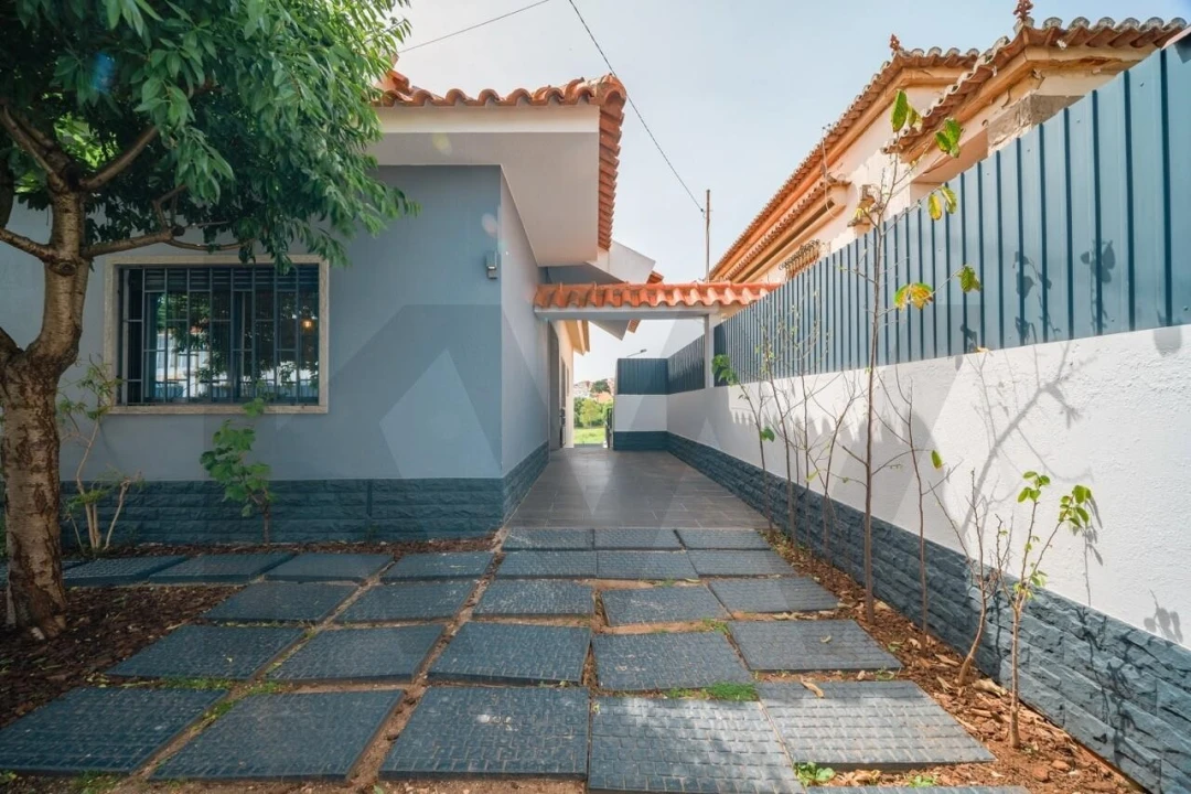 Moradia T5 para Venda em São Domingos de Rana Foto 2