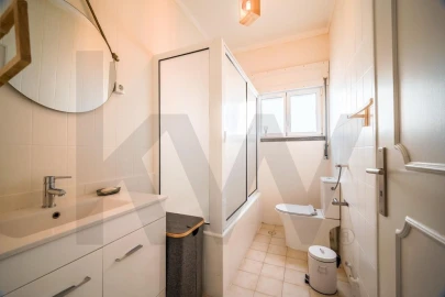 Moradia T5 para Venda em São Domingos de Rana